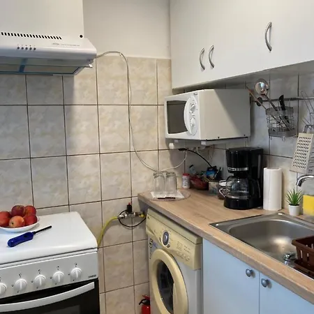 Royal National Arena - Free Parking 布加勒斯特